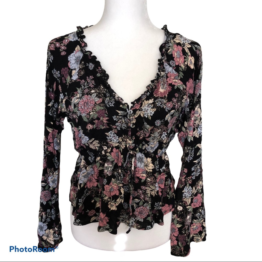 American Rag black floral long sleeve blouse